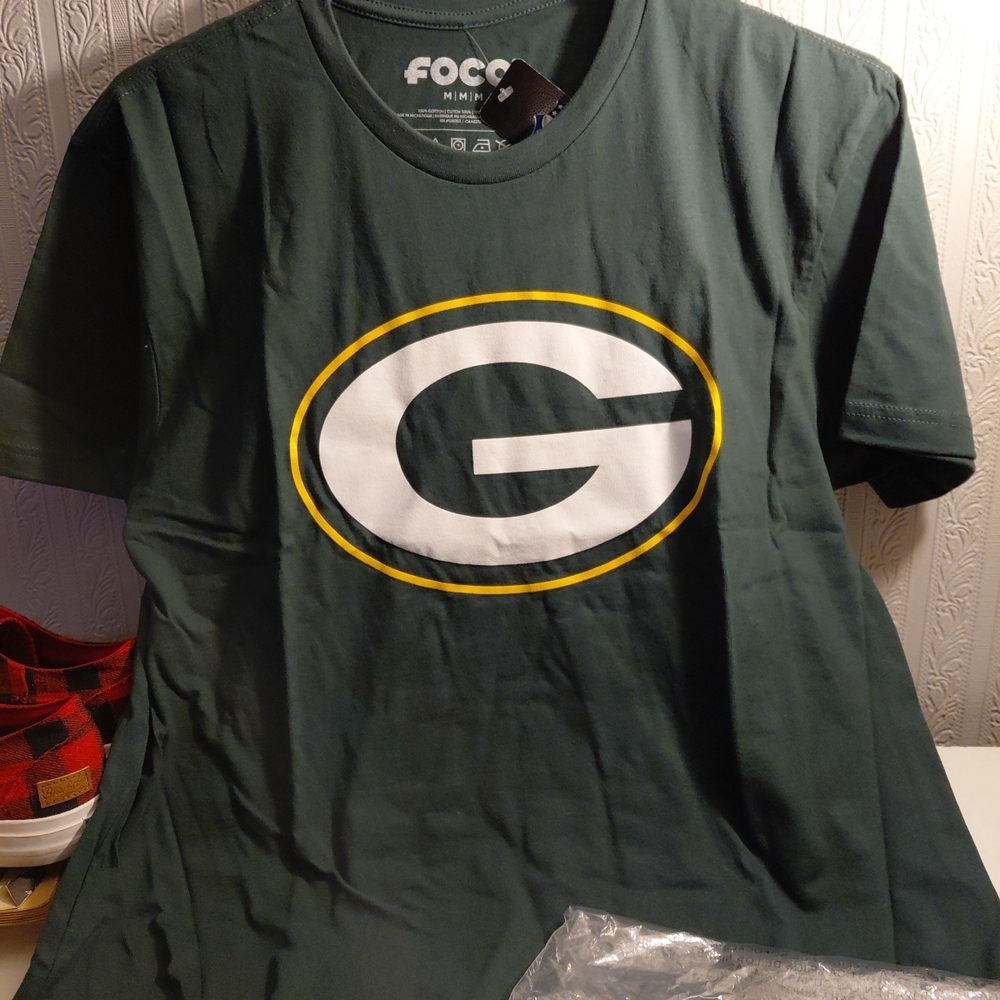 NFL Green Bay Packers Logo Tee in Dark Green